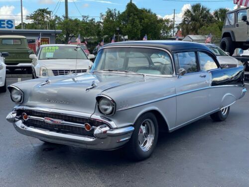 Unknown-Bel-air-1957-BlackSilver-16