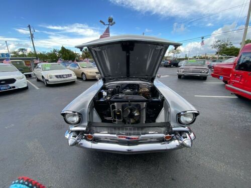 Unknown-Bel-air-1957-BlackSilver-17