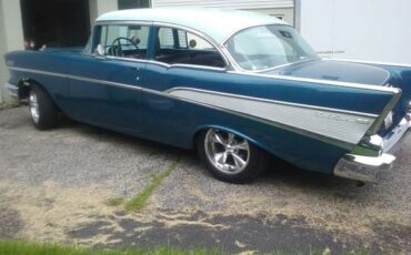Unknown-Bel-air-1957-Blue-1