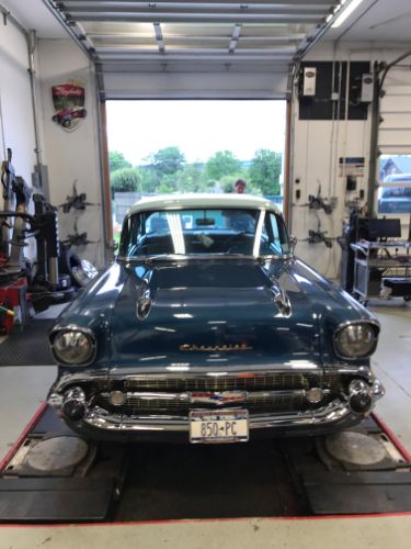 Unknown-Bel-air-1957-Blue-11