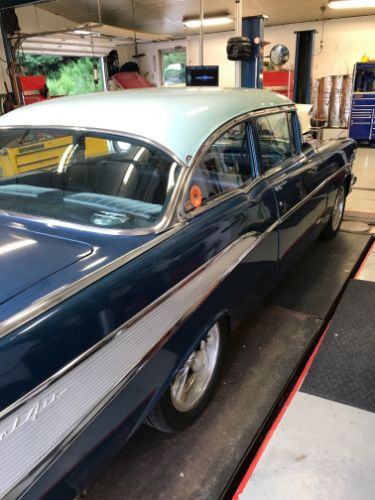 Unknown-Bel-air-1957-Blue-23