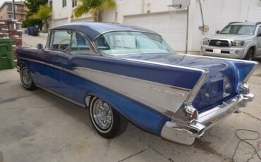 Unknown-Bel-air-1957-Blue-White-10
