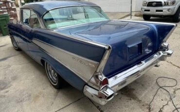 Unknown-Bel-air-1957-Blue-White-16