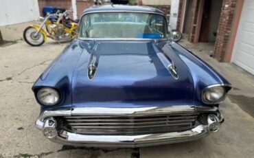 Unknown-Bel-air-1957-Blue-White-17