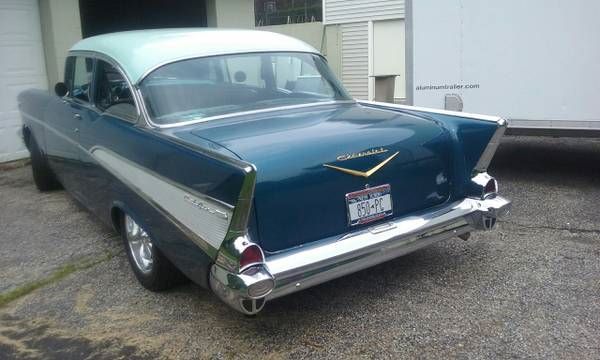Unknown-Bel-air-1957-Blue