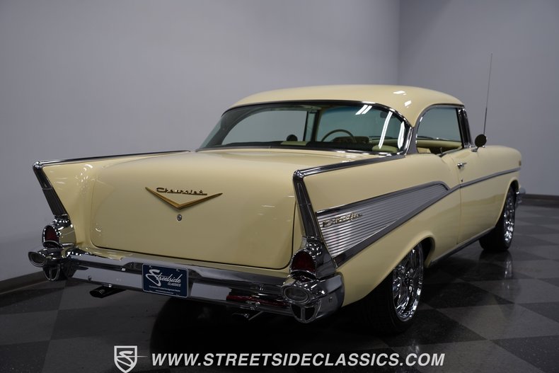 Unknown-Bel-air-1957-Colonial-Cream-Cream-10