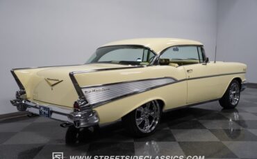 Unknown-Bel-air-1957-Colonial-Cream-Cream-11
