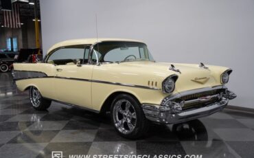 Unknown-Bel-air-1957-Colonial-Cream-Cream-13
