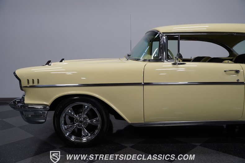 Unknown-Bel-air-1957-Colonial-Cream-Cream-20