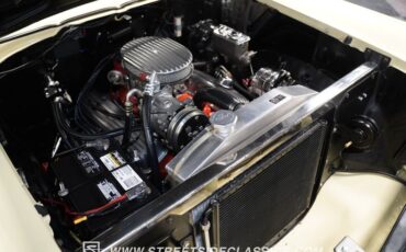 Unknown-Bel-air-1957-Colonial-Cream-Cream-31