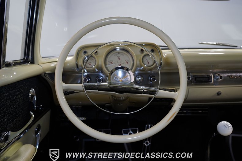 Unknown-Bel-air-1957-Colonial-Cream-Cream-33