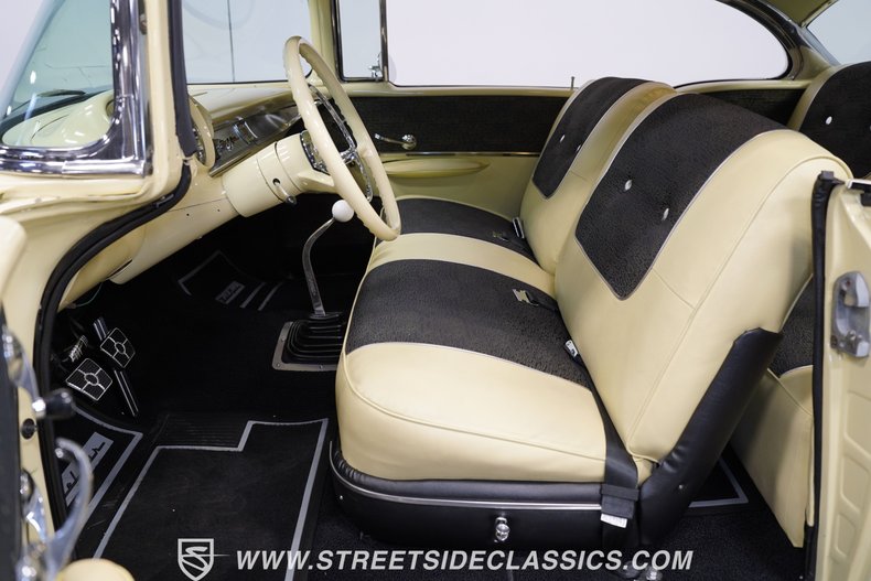 Unknown-Bel-air-1957-Colonial-Cream-Cream-41