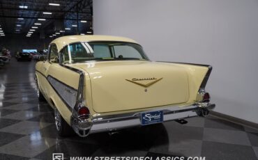 Unknown-Bel-air-1957-Colonial-Cream-Cream-8