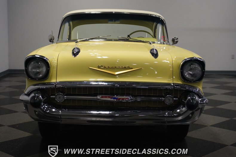 Unknown-Bel-air-1957-Colonial-Cream-Yellow-10
