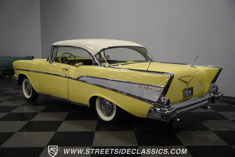 Unknown-Bel-air-1957-Colonial-Cream-Yellow-16