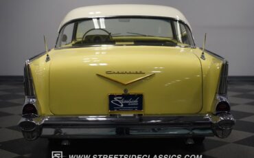 Unknown-Bel-air-1957-Colonial-Cream-Yellow-18