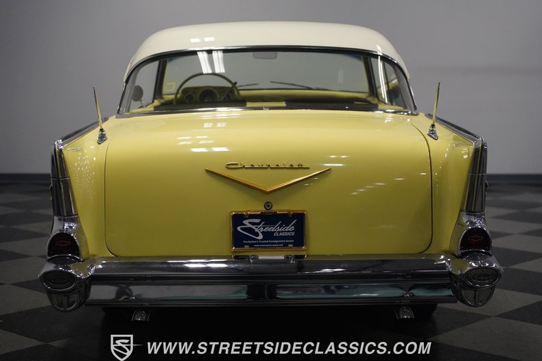 Unknown-Bel-air-1957-Colonial-Cream-Yellow-18