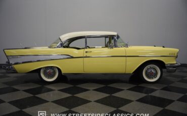Unknown-Bel-air-1957-Colonial-Cream-Yellow-24