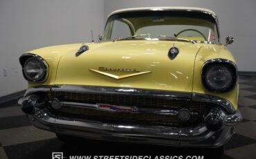 Unknown-Bel-air-1957-Colonial-Cream-Yellow-28