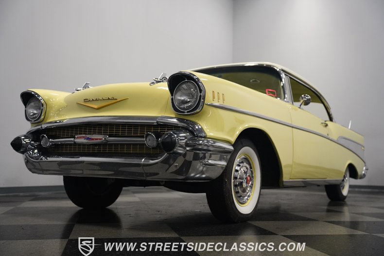 Unknown-Bel-air-1957-Colonial-Cream-Yellow-29