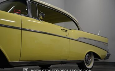 Unknown-Bel-air-1957-Colonial-Cream-Yellow-30