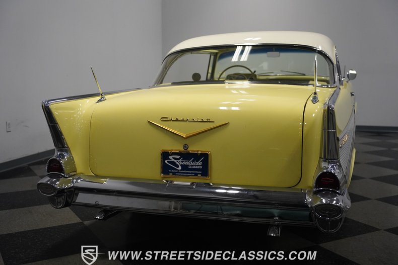 Unknown-Bel-air-1957-Colonial-Cream-Yellow-35