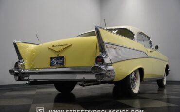 Unknown-Bel-air-1957-Colonial-Cream-Yellow-36