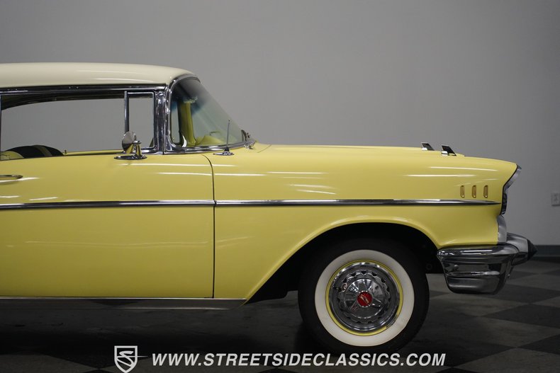 Unknown-Bel-air-1957-Colonial-Cream-Yellow-39
