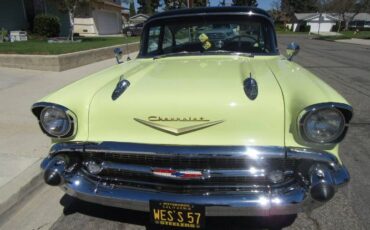 Unknown-Bel-air-1957-Colonial-CreamOnyx-15