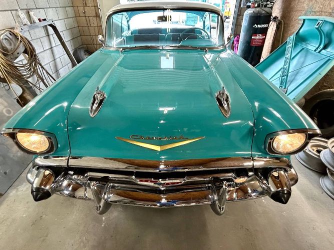 Unknown-Bel-air-1957-Green