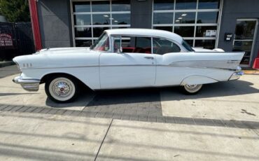 Unknown-Bel-air-1957-Imperial-Ivory-RedBlack-13