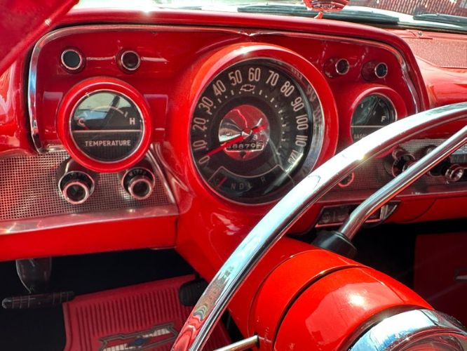 Unknown-Bel-air-1957-Imperial-Ivory-RedBlack-15