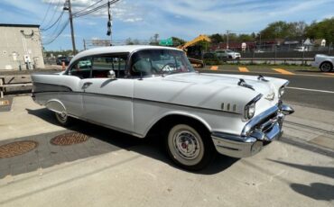 Unknown-Bel-air-1957-Imperial-Ivory-RedBlack-2