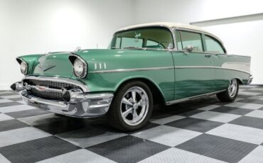 Unknown-Bel-air-1957-Jungle-Green-Metalli-Off-White-Ruffino-1
