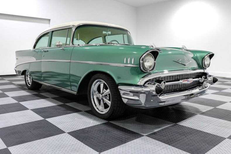 Unknown-Bel-air-1957-Jungle-Green-Metalli-Off-White-Ruffino-26