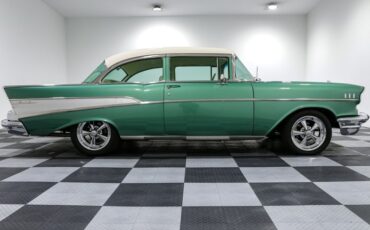 Unknown-Bel-air-1957-Jungle-Green-Metalli-Off-White-Ruffino-6