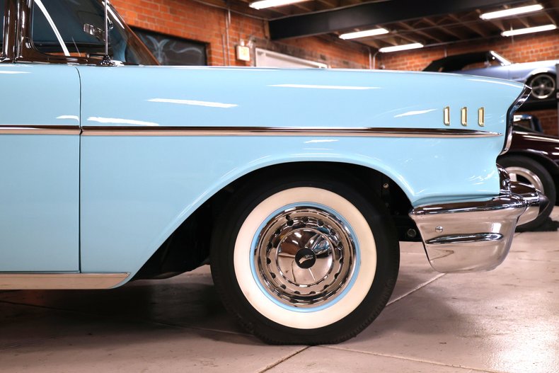 Unknown-Bel-air-1957-Larkspur-Blue-Blue-33