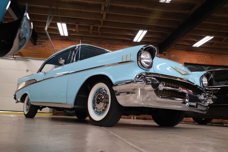 Unknown-Bel-air-1957-Larkspur-Blue-Blue-38