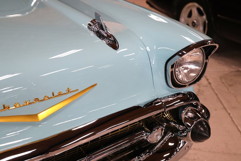 Unknown-Bel-air-1957-Larkspur-Blue-Blue-47