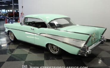 Unknown-Bel-air-1957-Light-Green-Black-19