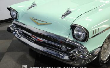 Unknown-Bel-air-1957-Light-Green-Black-2