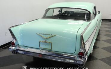 Unknown-Bel-air-1957-Light-Green-Black-21