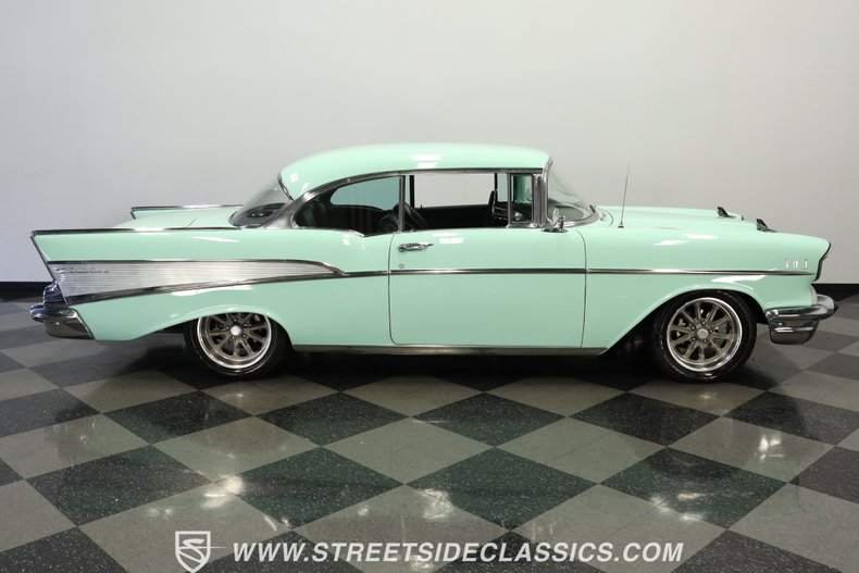 Unknown-Bel-air-1957-Light-Green-Black-24