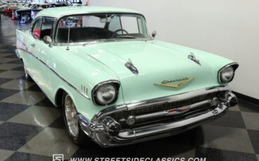 Unknown-Bel-air-1957-Light-Green-Black-26