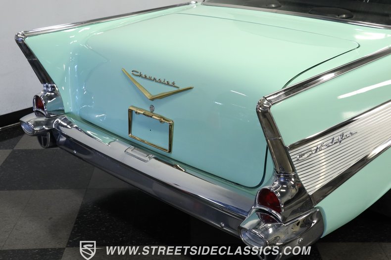 Unknown-Bel-air-1957-Light-Green-Black-34
