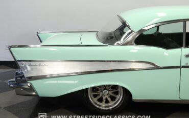 Unknown-Bel-air-1957-Light-Green-Black-36
