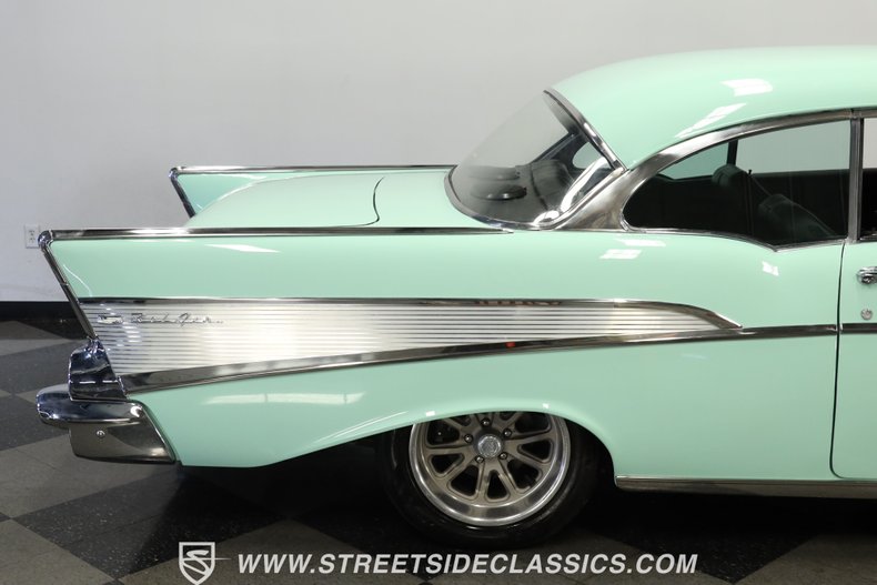 Unknown-Bel-air-1957-Light-Green-Black-36