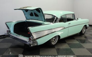 Unknown-Bel-air-1957-Light-Green-Black-49