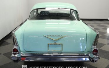 Unknown-Bel-air-1957-Light-Green-Black-9