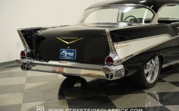 Unknown-Bel-air-1957-Onyx-Black-Black-16